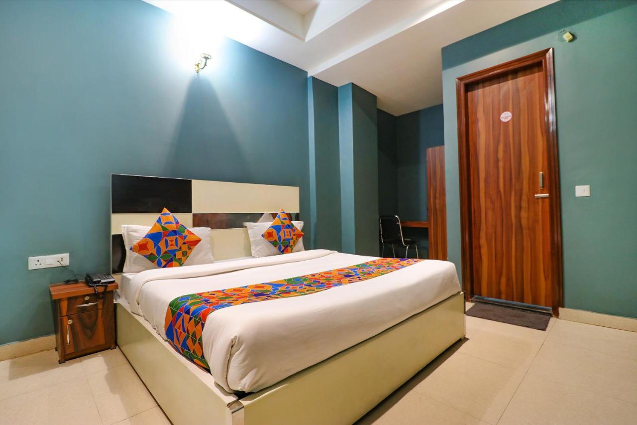 FabHotel Church House Delhi  Exterior foto